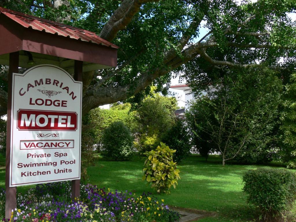 Cambrian Lodge Motel Cambridge Exteriör bild